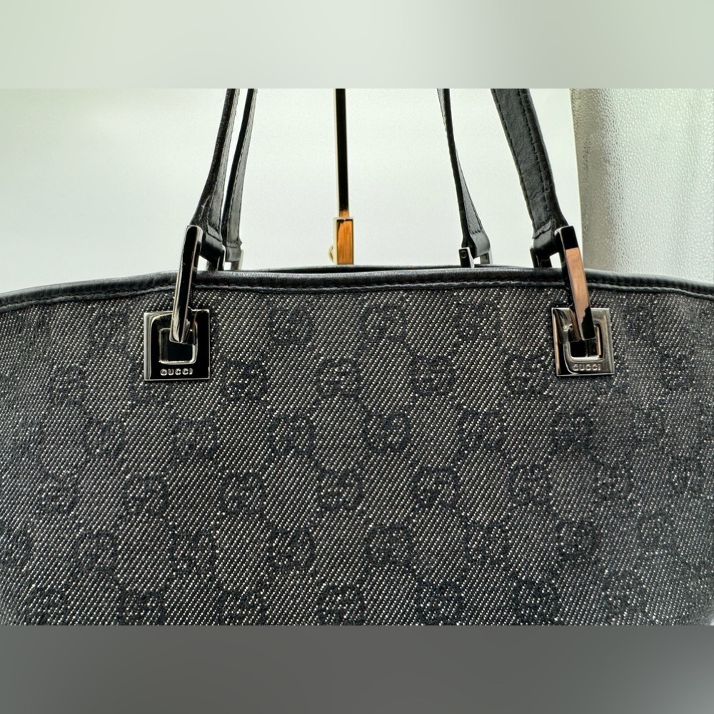 Gucci-Authentic-Vintage Tote Bag GG Black Denim/ Leather straps & Piping - Picture 7 of 16